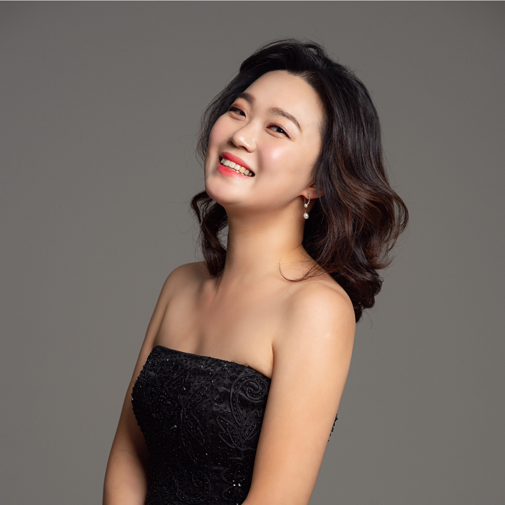 Soojin Kim headshot