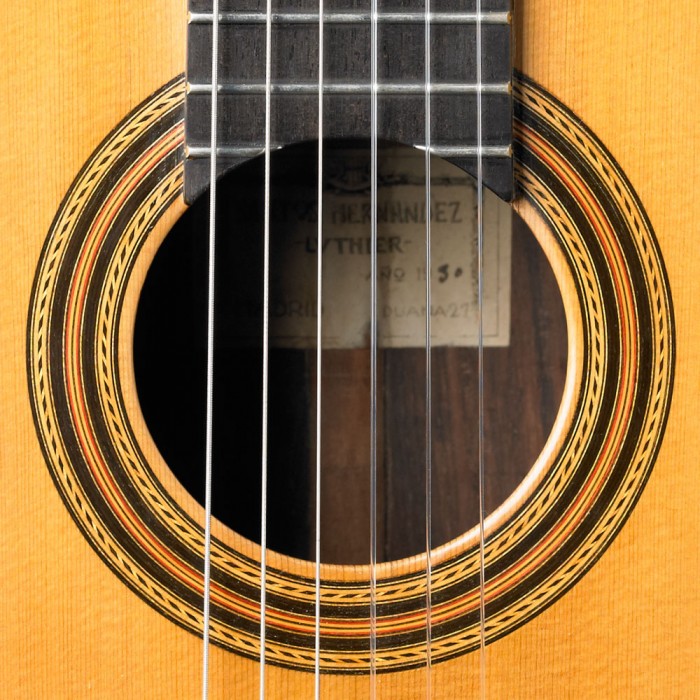 1930 Santos Hernández guitar rosette