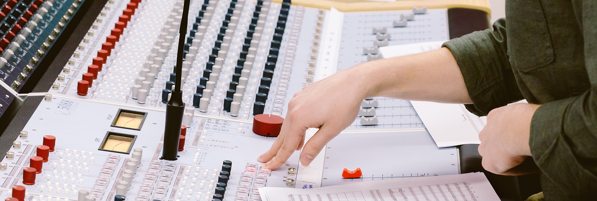 Hand Controlling Sound Board
