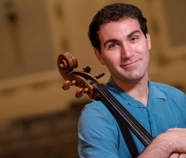 Evan Kahn