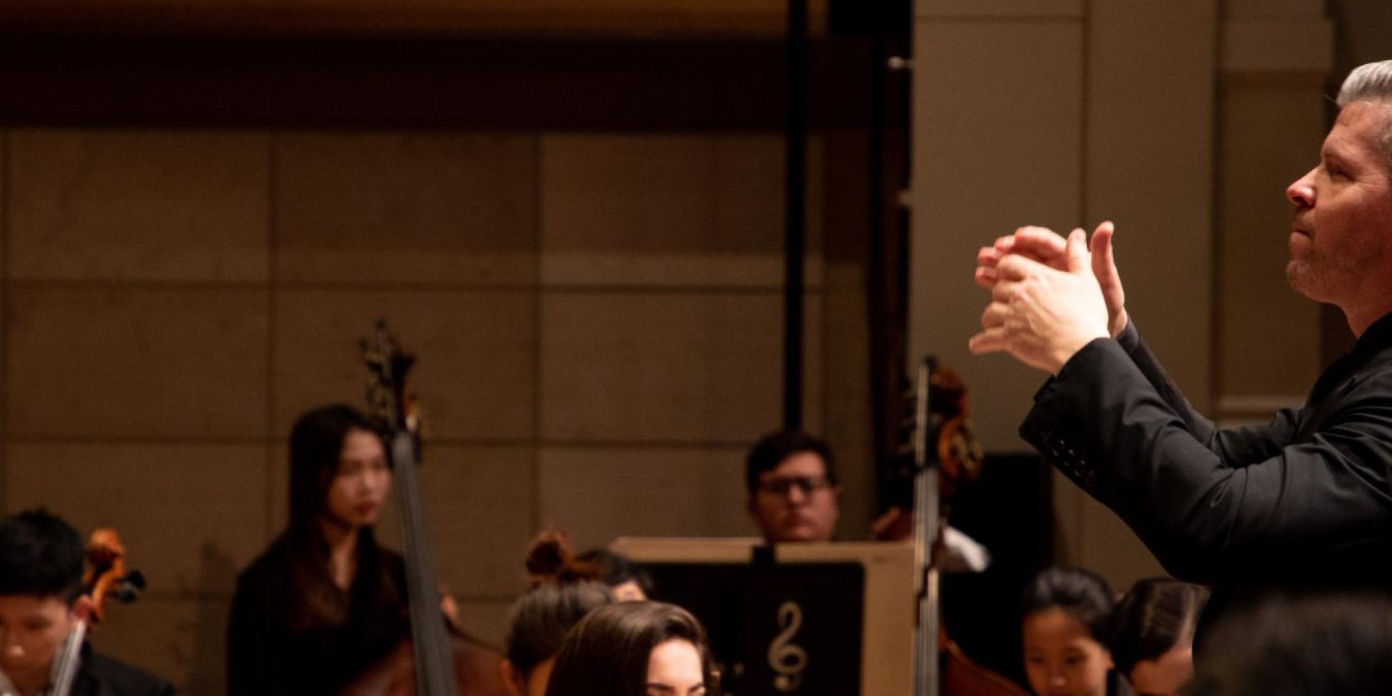 Edwin OUtwater Conducting SFCM Orchestra