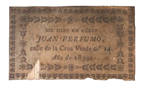 1839 Juan Perfumo guitar label