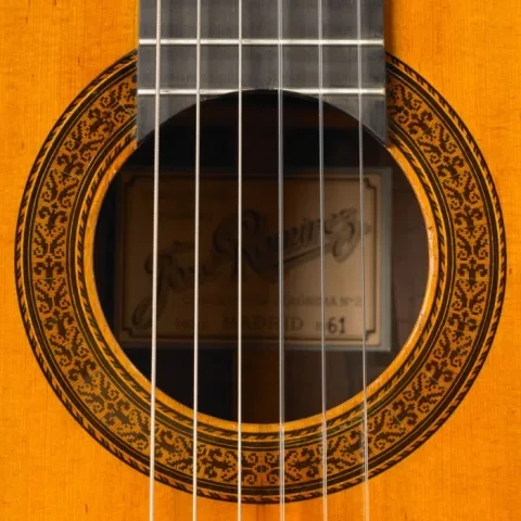 1961 José Ramirez III guitar rosette