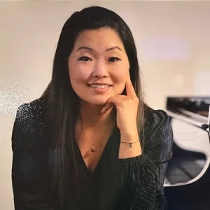 Sharon Kim headshot