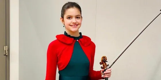 Violinist Ava Pakiam