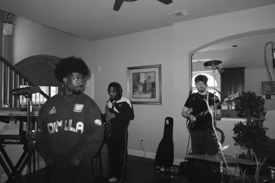 Kole Dixon (far left) and Beck Holland (right).