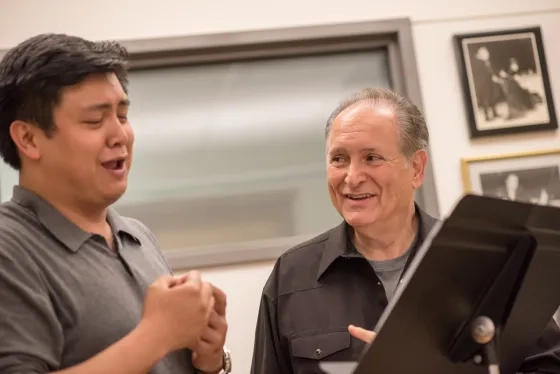 César Ulloa with an SFCM student.