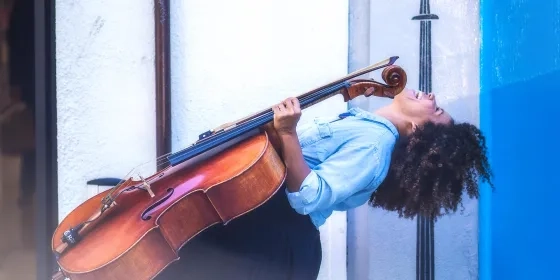 A photo of student and cellist Mia Pixley