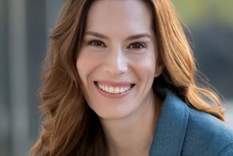 Dana Sadava headshot