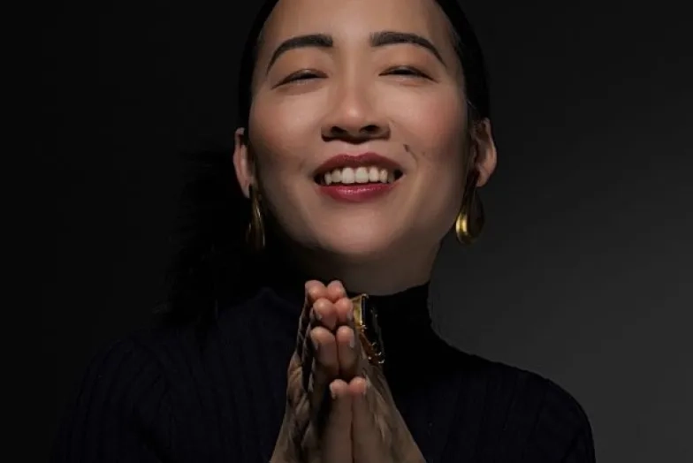 Helen Sung headshot