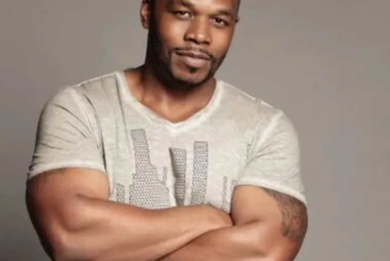 Warren Wolf Headshot