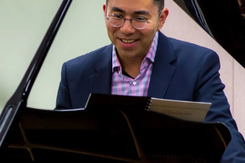 Yoshikazu Nagai headshot