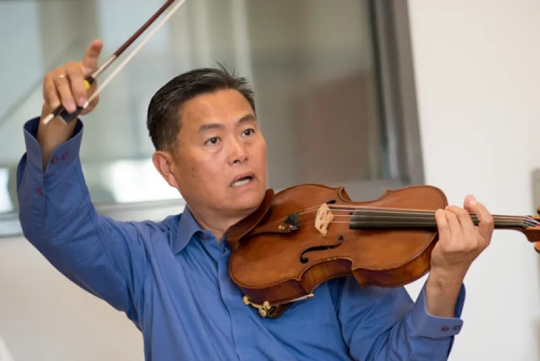 Yun Jie &quot;Jay&quot; Liu playing viola