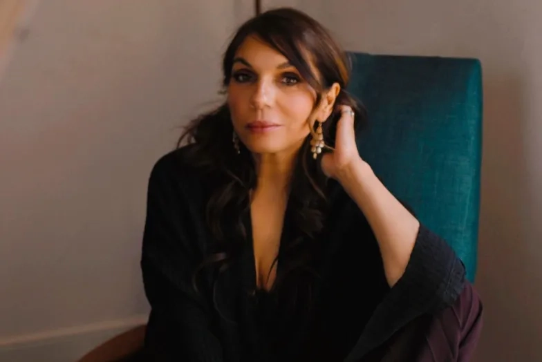 a headshot of lara downes