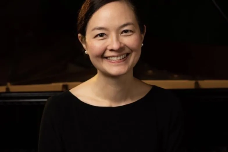 sandra shen headshot