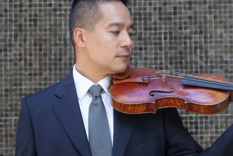 Elbert Tsai headshot