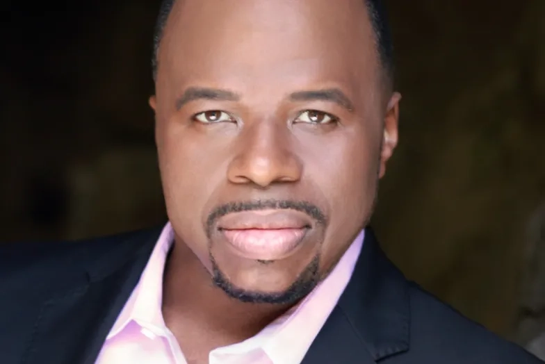 lester lynch headshot