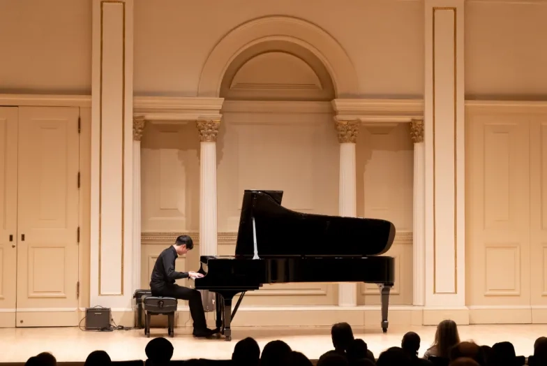 Ethan Liao performs at Carnegie Hall. (Photo credit: Kateryna Li Khemmett)