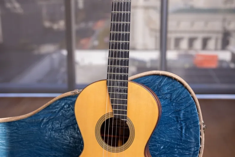 Savino's copy a c.1830 René Lacôte guitar made by California guitar builder Jack Sanders. Savino's copy a c.1830 René Lacôte guitar made by California guitar builder Jack Sanders.