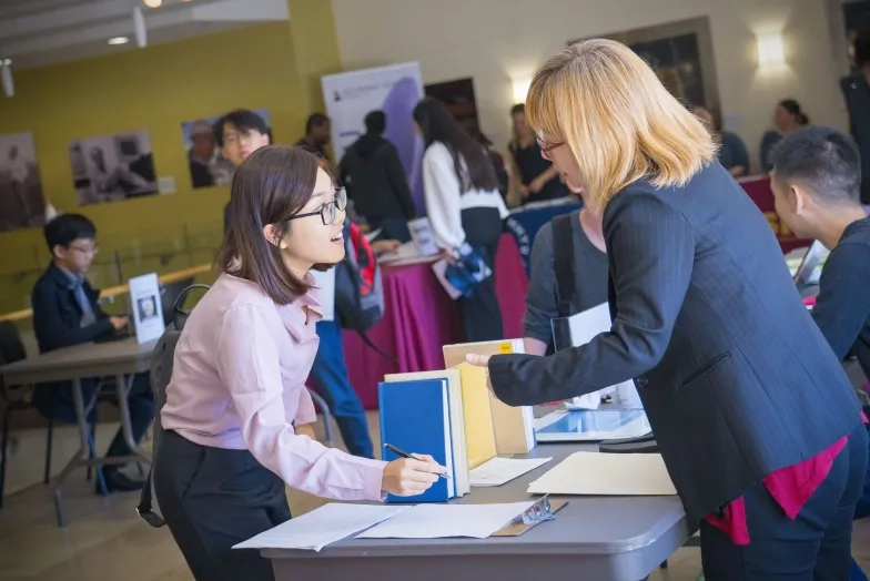 Student asking question to advisor