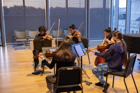 Melissa White with SFCM students.